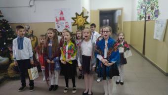 Новорічно-різдвяні віншування від рованцівських школярів