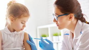Вакцинація дітей: право чи обов’язок